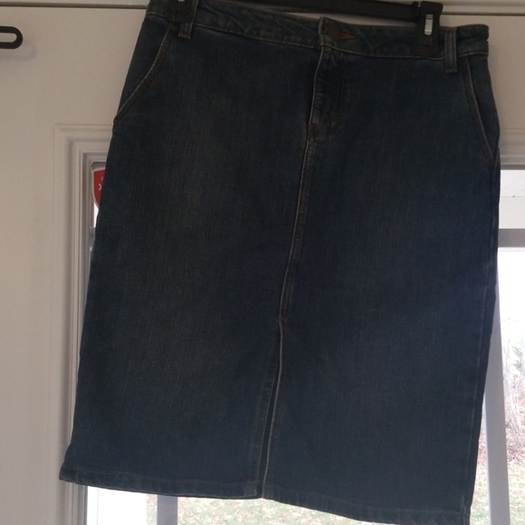 J crew Beautiful blue  skirt - Picture 2 of 4